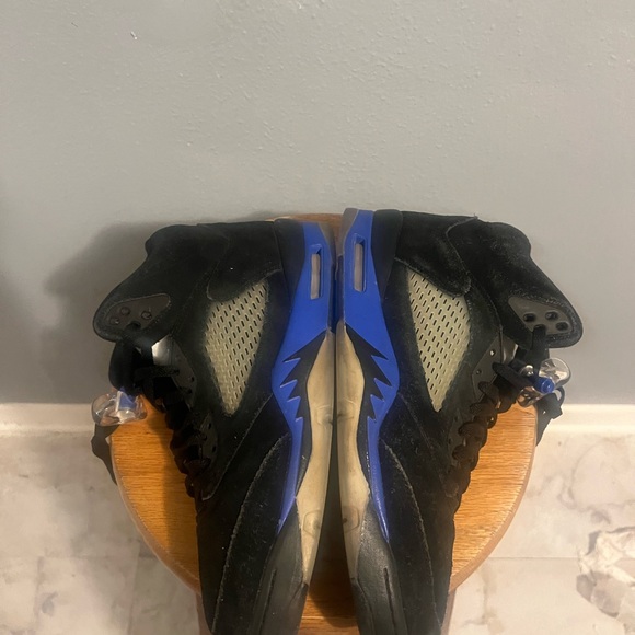 Jordan Men's Black and Blue Sneakers Retro 5 Racer Blue - Picture 1 of 6